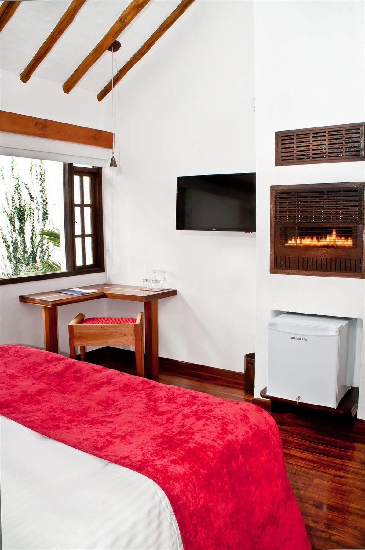 Hotel Casona Usaquen Богота Экстерьер фото